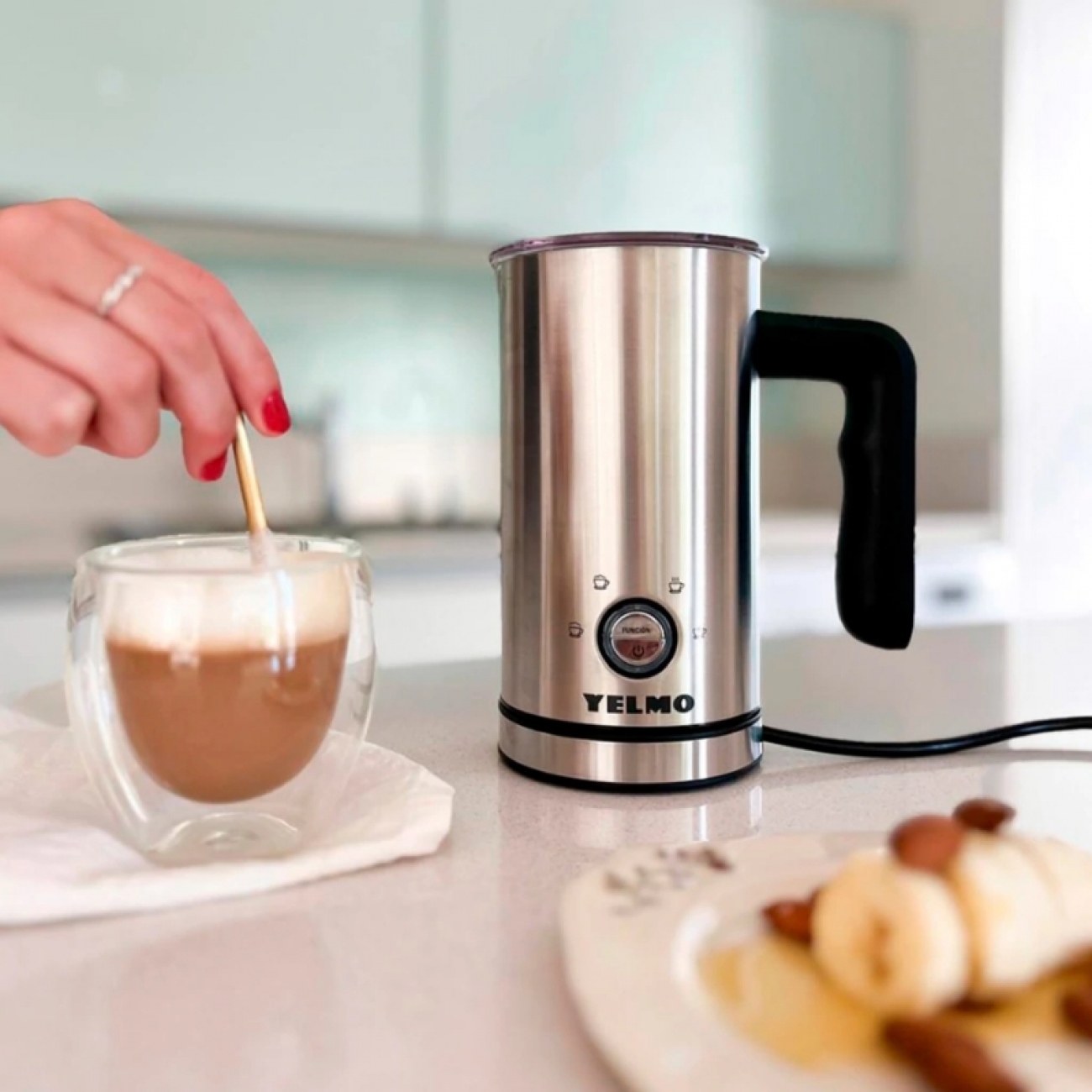Imagen Espumador De Leche Yelmo EL9501 500W 300Ml Inox
